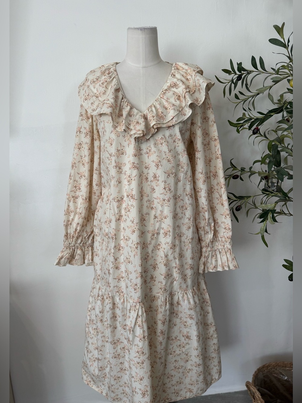 Who What Wear Floral Ruffle Midi Dress S Cream Cottagecore Prairie 100% Cotton